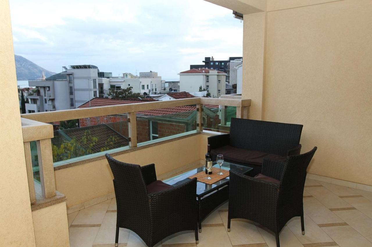 Luxury Apartment Big Blue Budva Ngoại thất bức ảnh